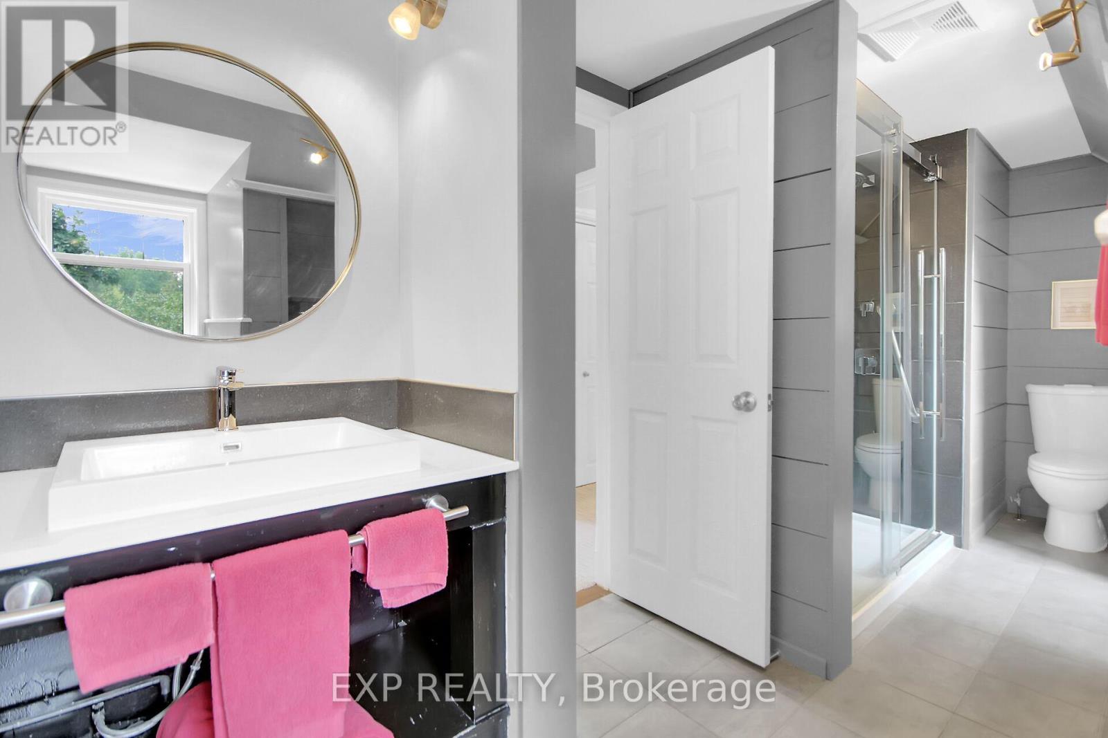 3554 Vaughan Side Road