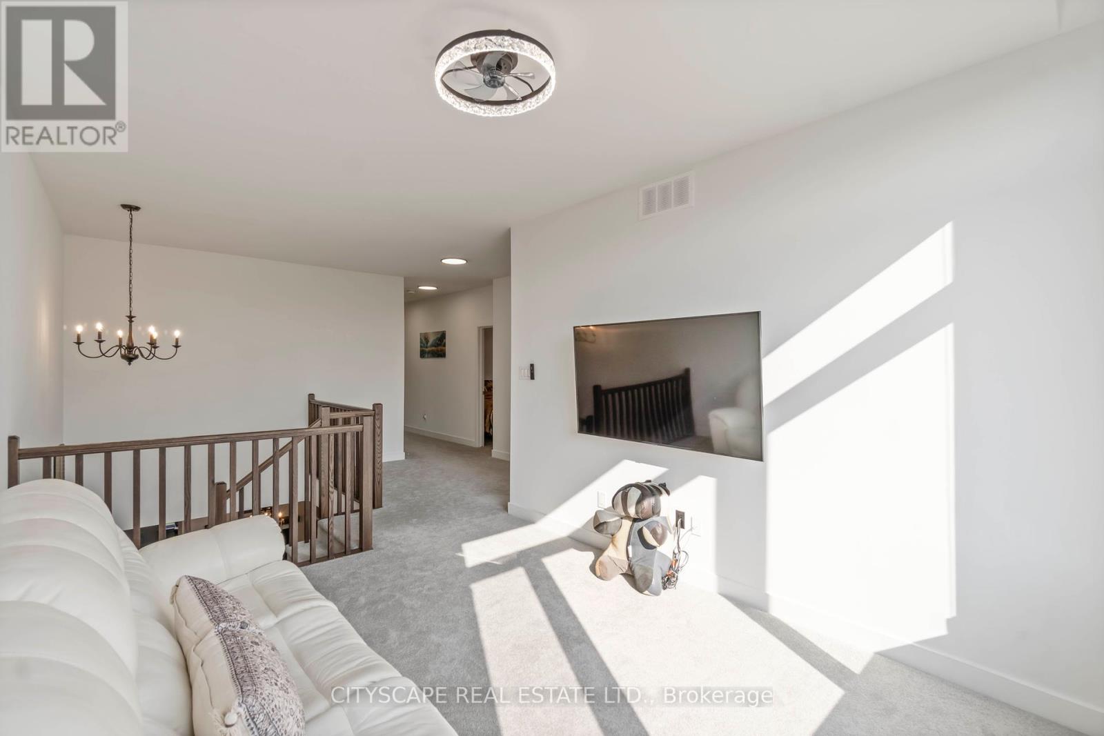 617 Kenabeek Terrace