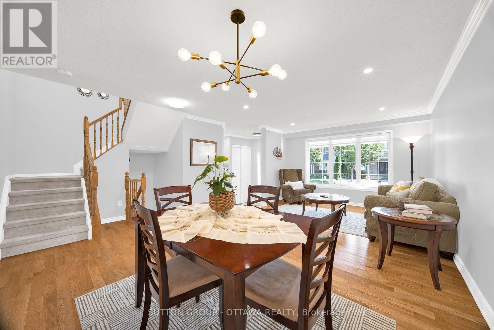 11 Baypointe Crescent