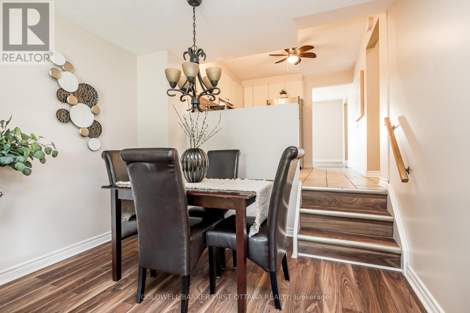 48 Downsview Crescent