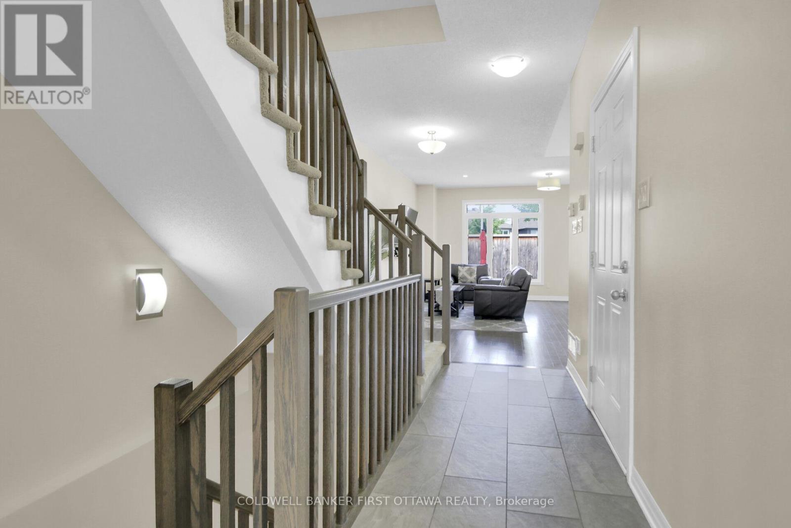 168 Hawkshaw Crescent