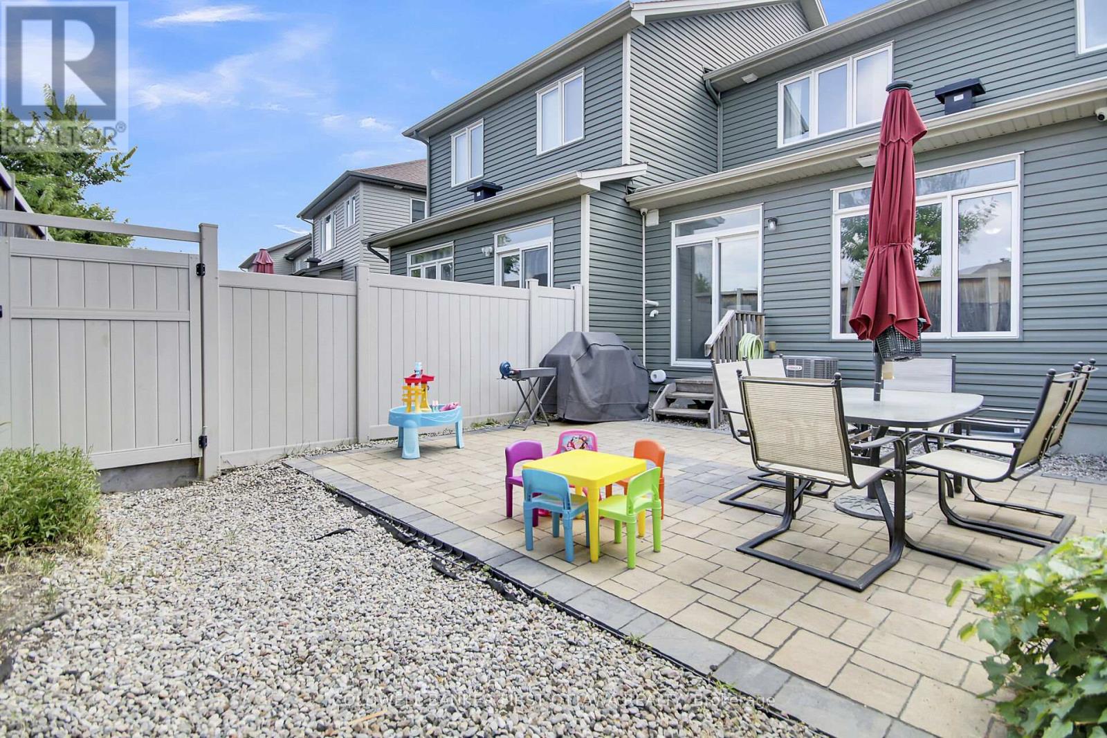 168 Hawkshaw Crescent
