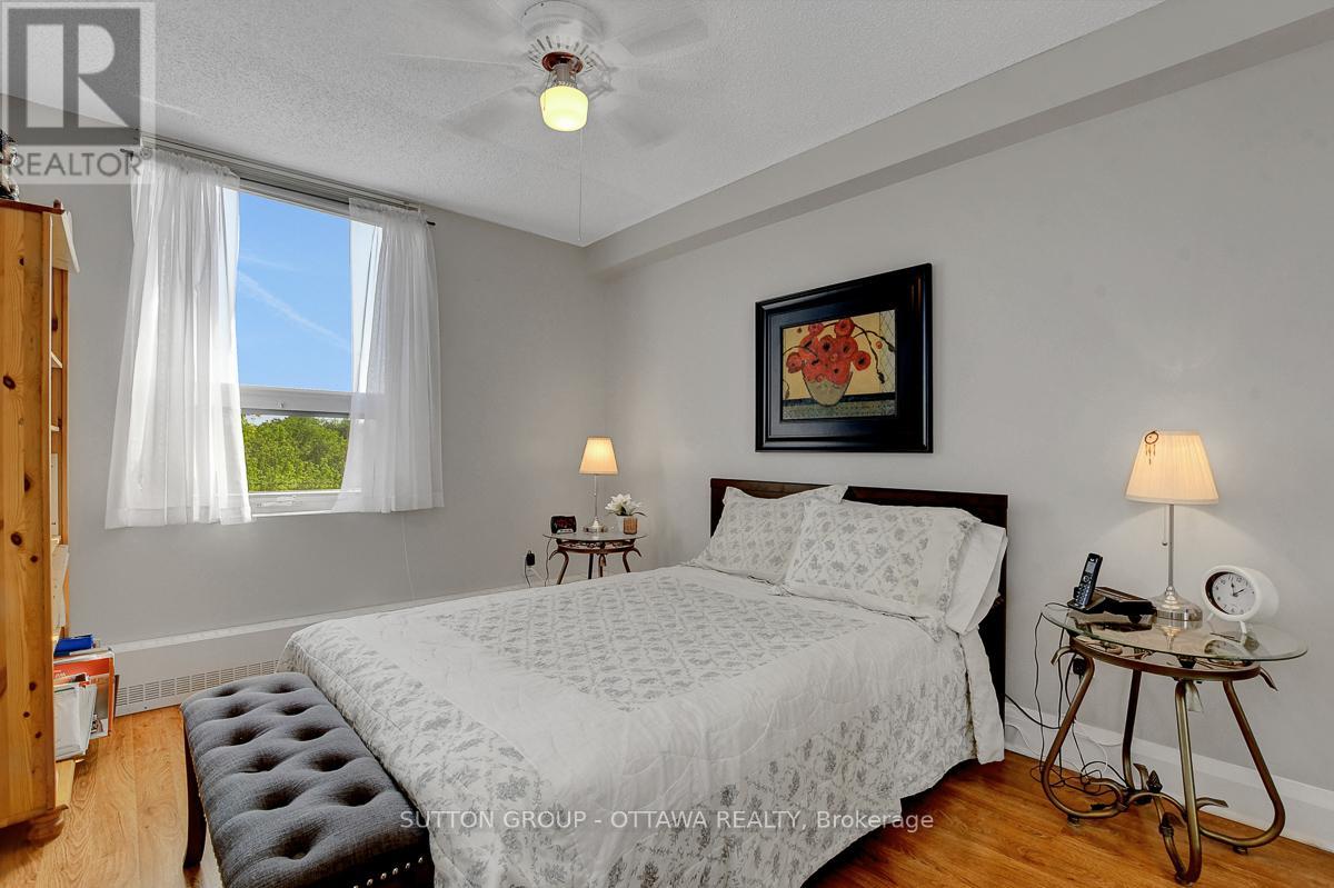 405 - 665 Bathgate Drive