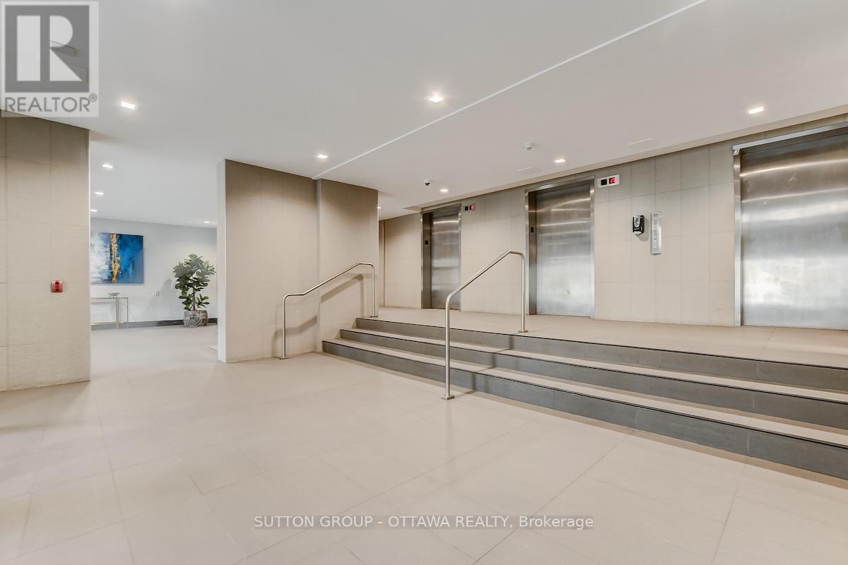405 - 665 Bathgate Drive