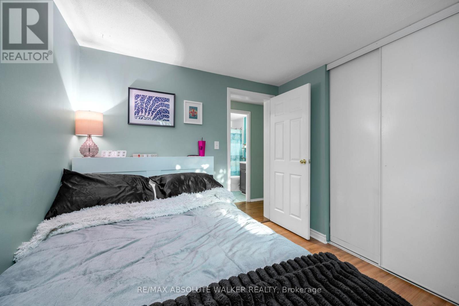 428 Hatfield Crescent