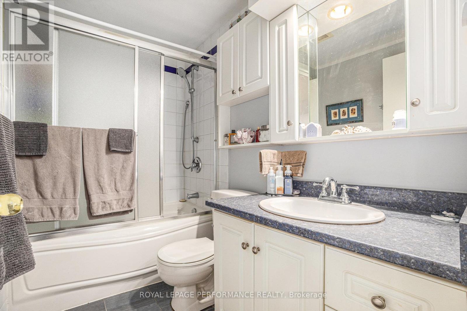 1 Wedgewood Crescent