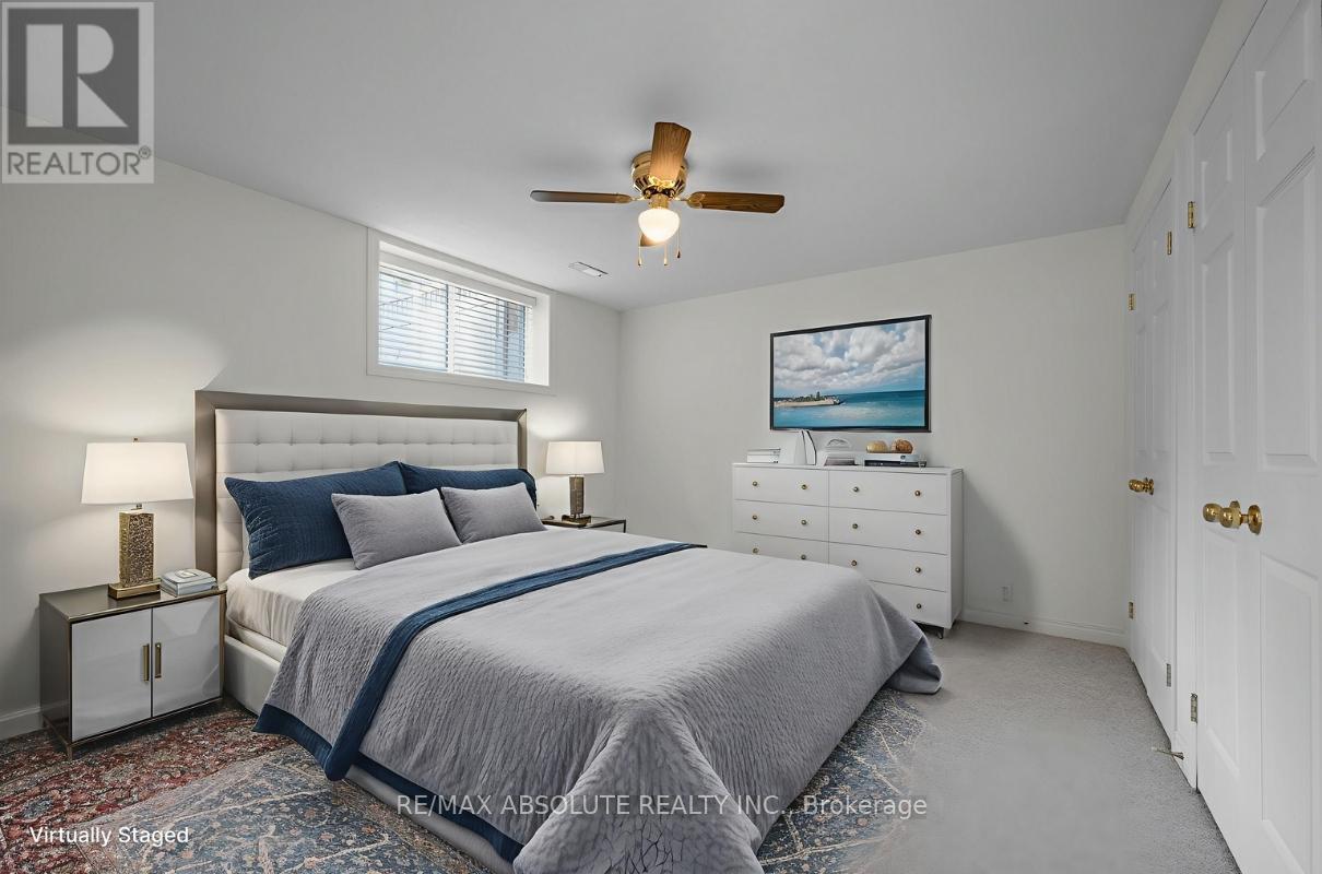 87 Waterthrush Crescent