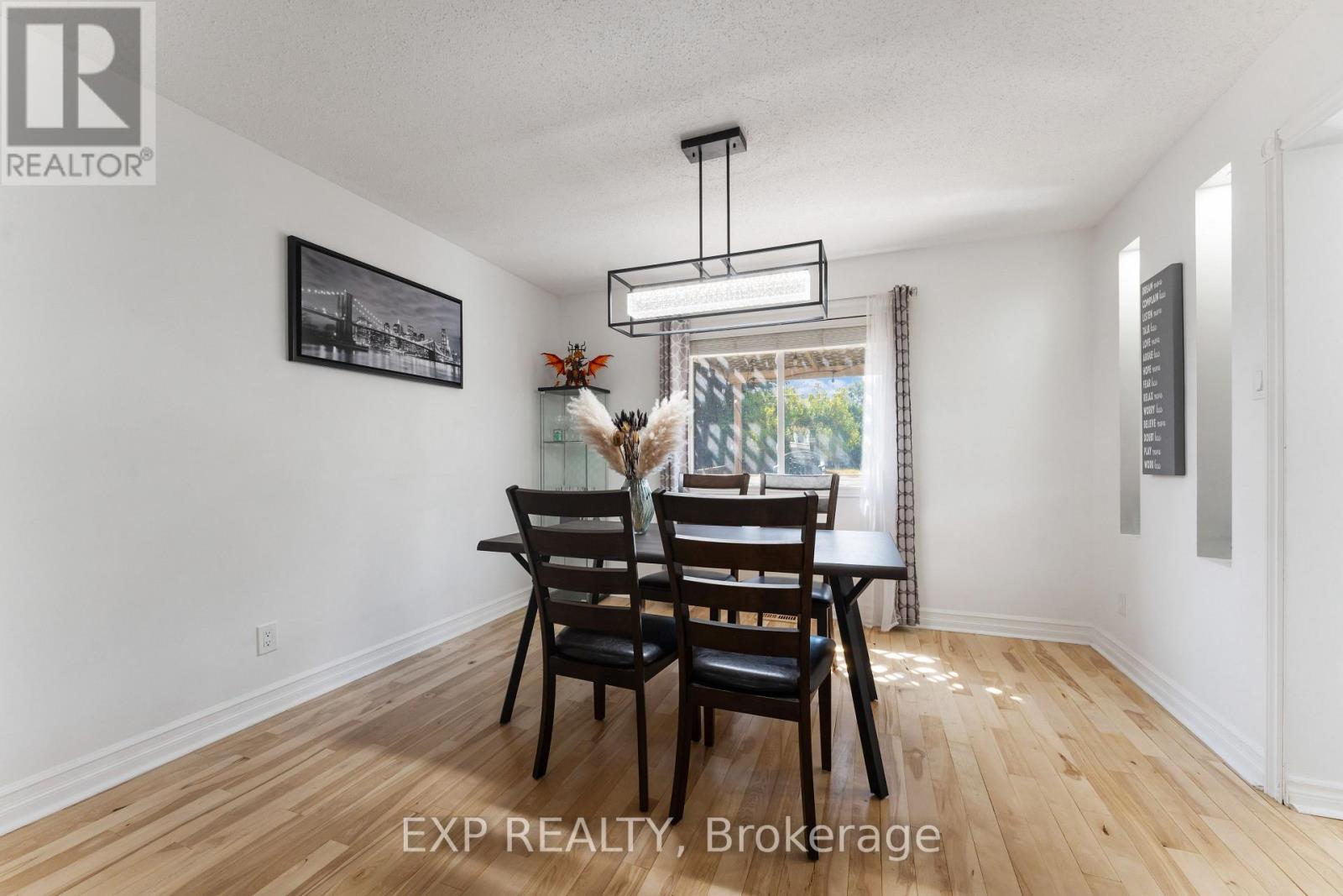 1762 Sunview Drive