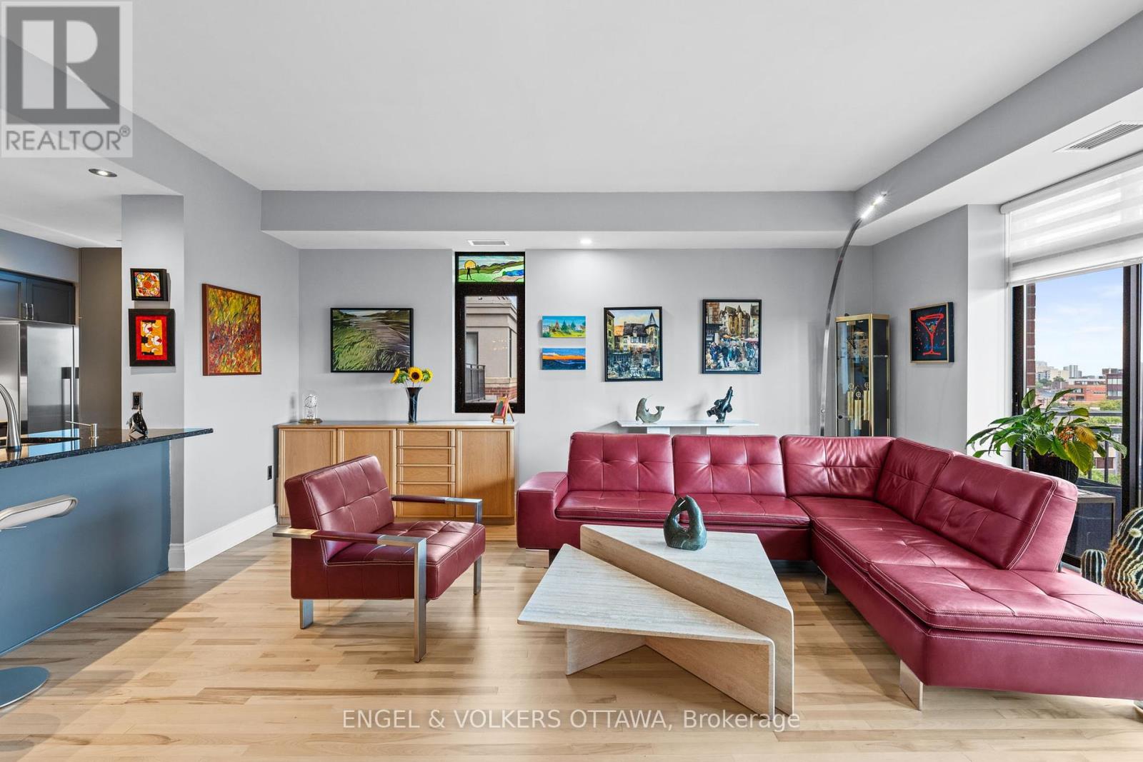 703 - 374 Cooper Street