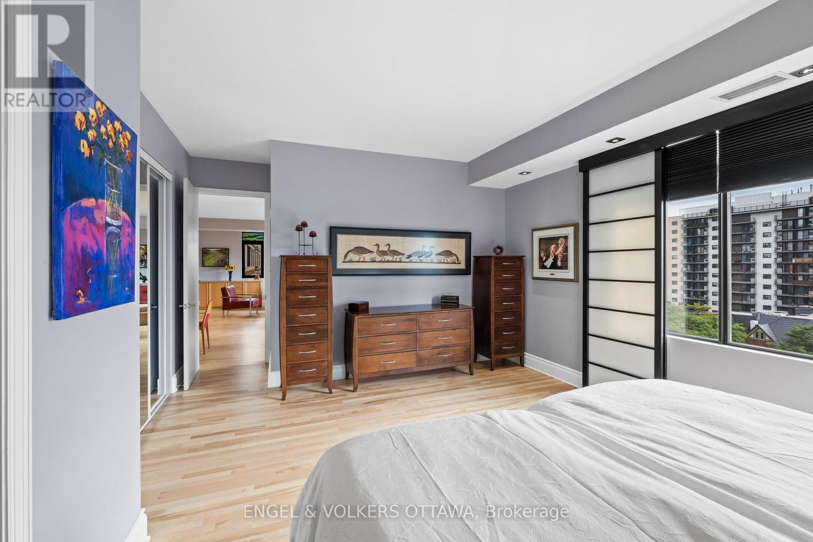 703 - 374 Cooper Street