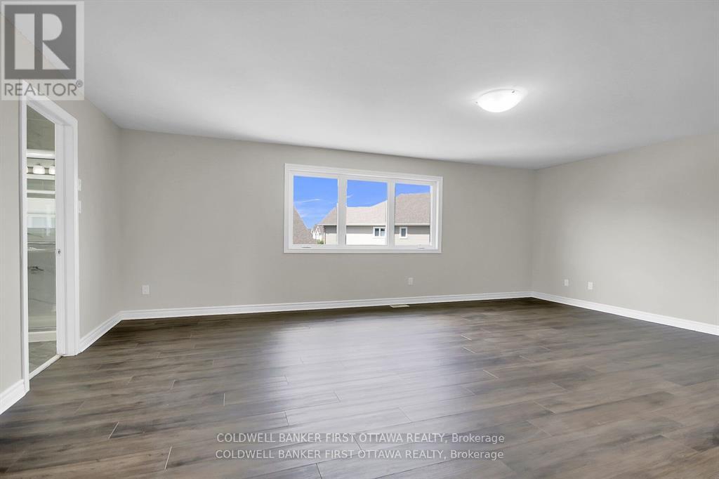 620 Sora Way
