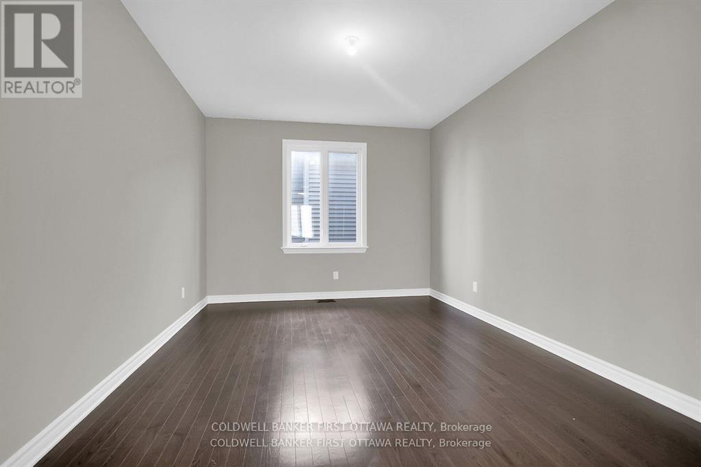 620 Sora Way