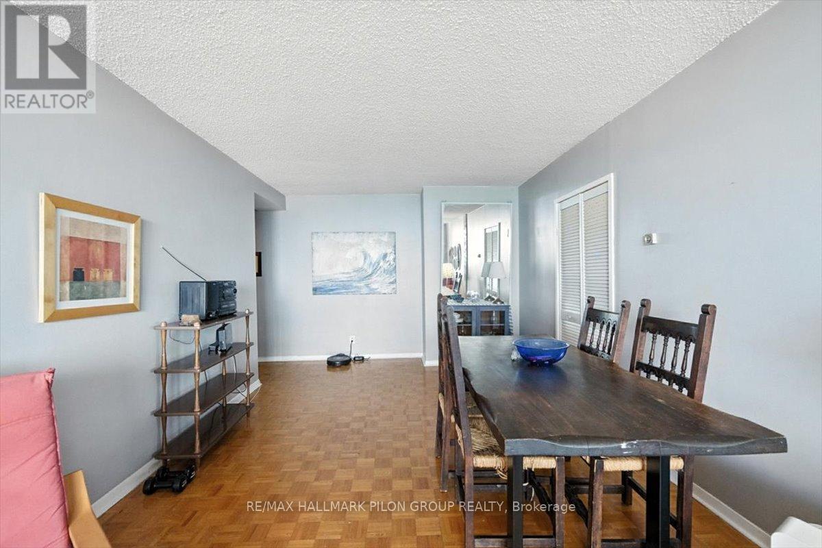 1503 - 505 St Laurent Boulevard