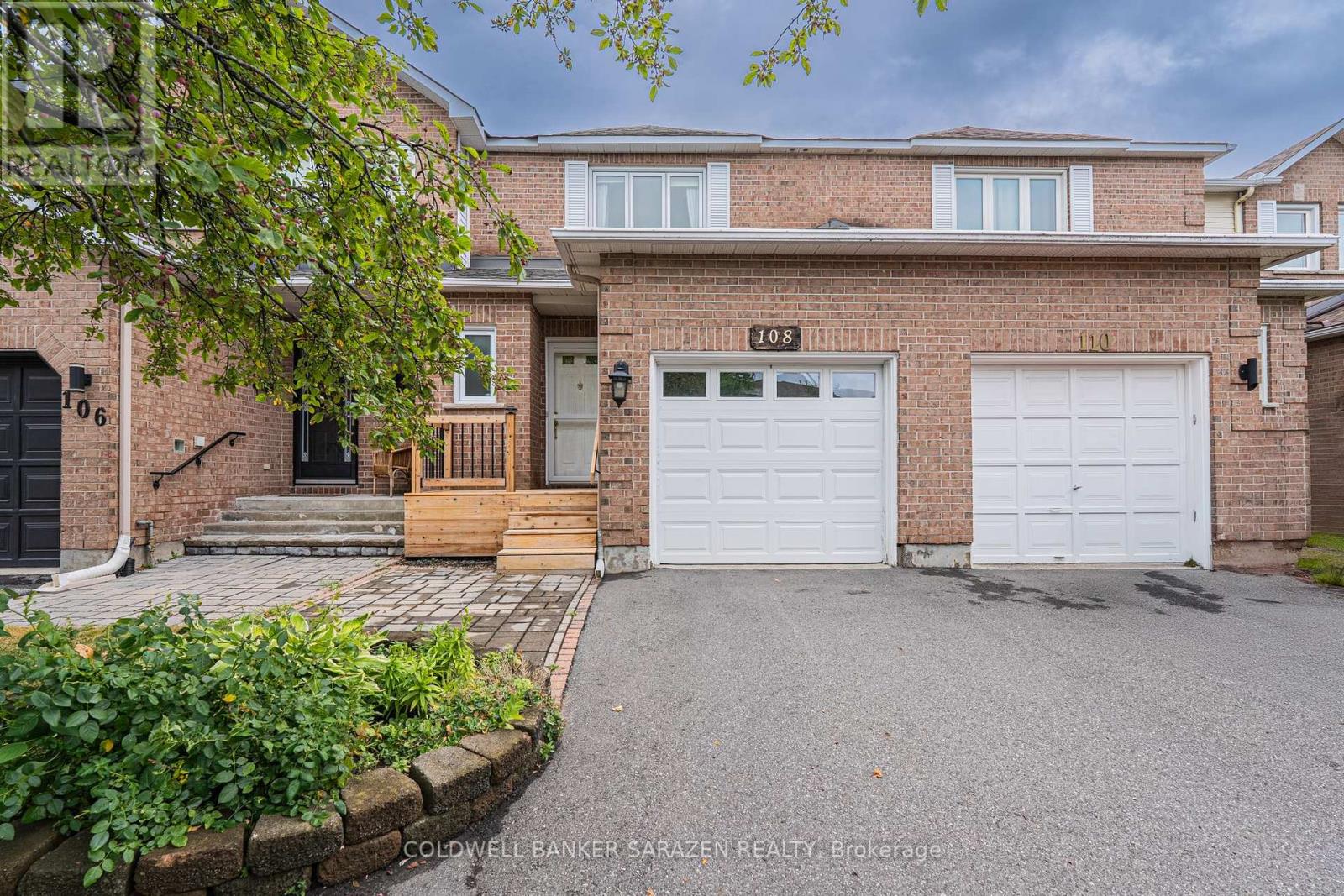 108 Ashpark Crescent