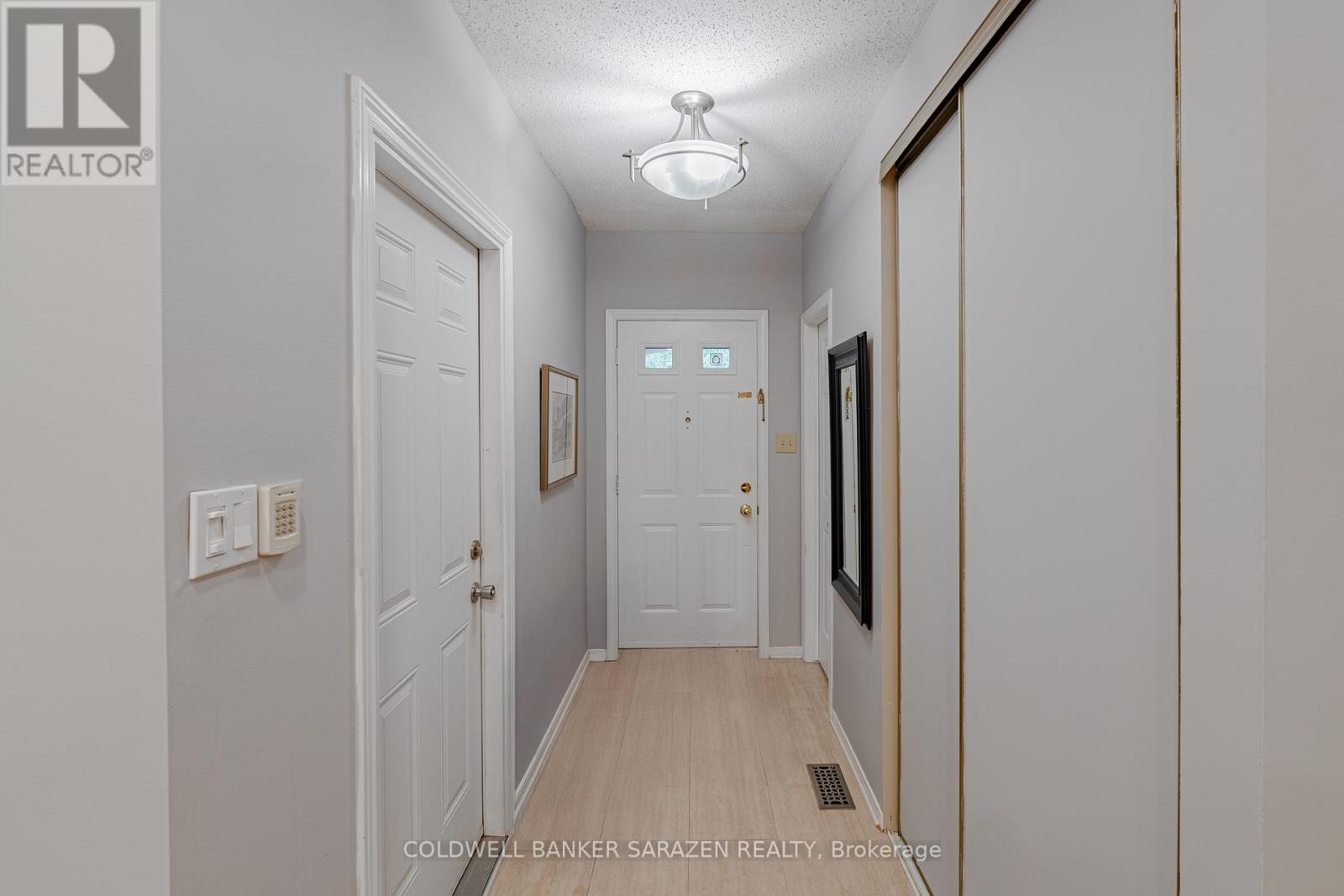 108 Ashpark Crescent