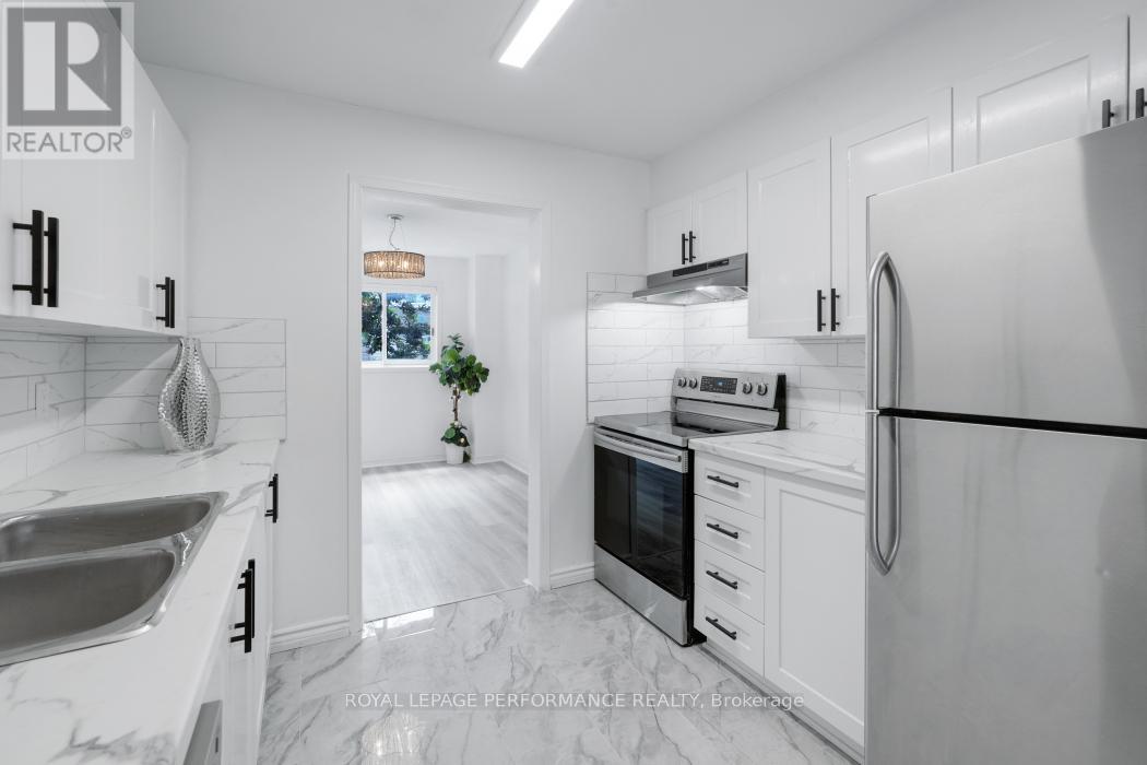 1416 Caravel Crescent