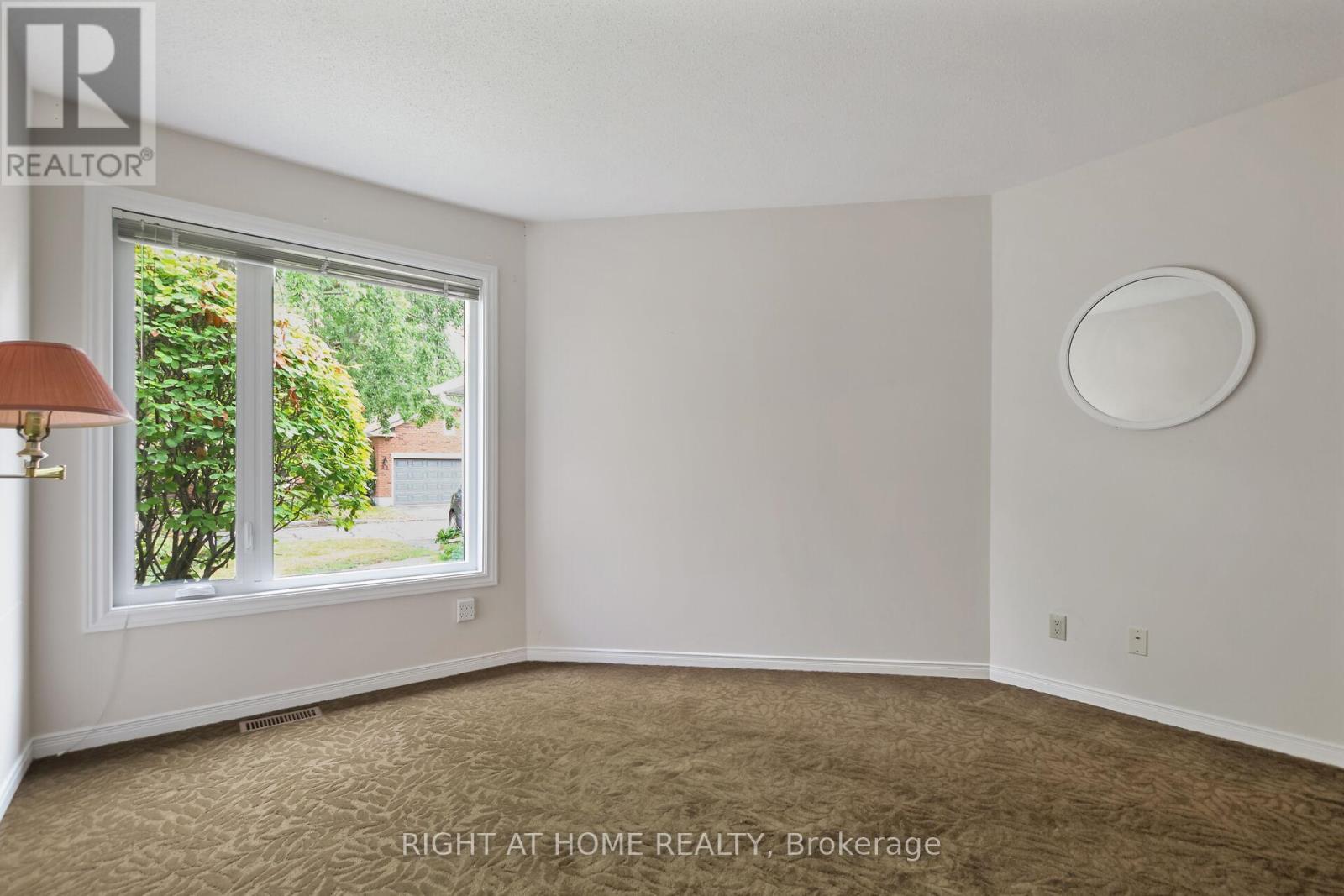 40 Kettering Private
