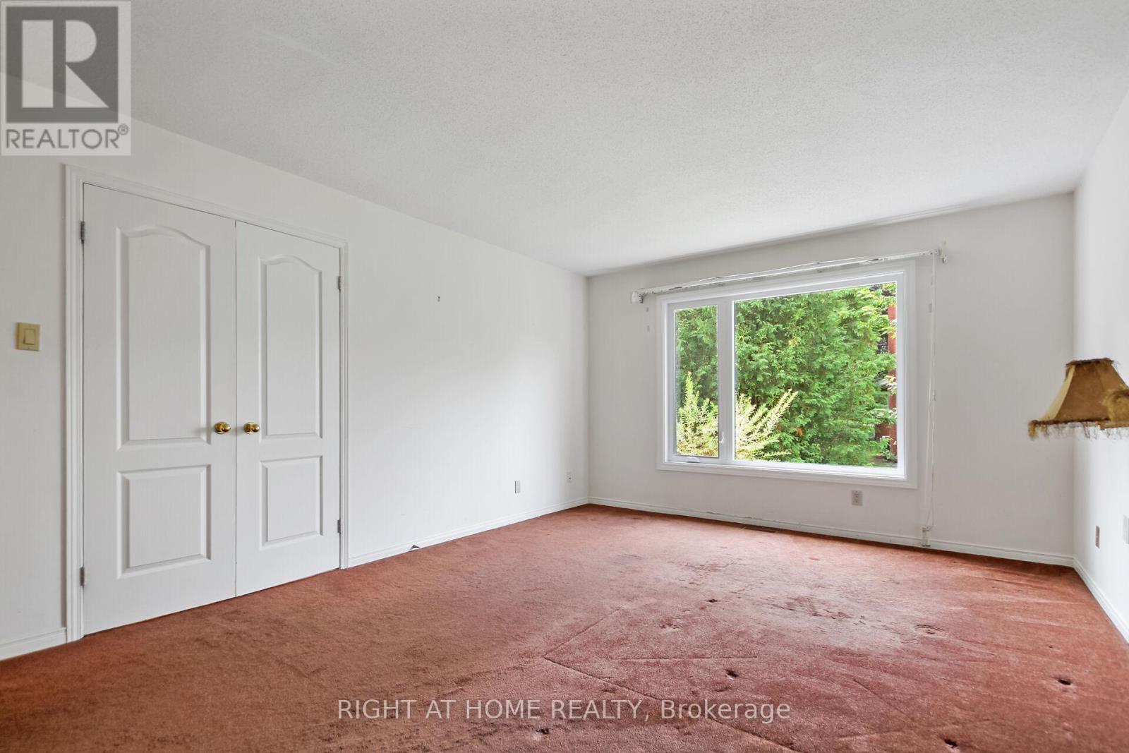 40 Kettering Private