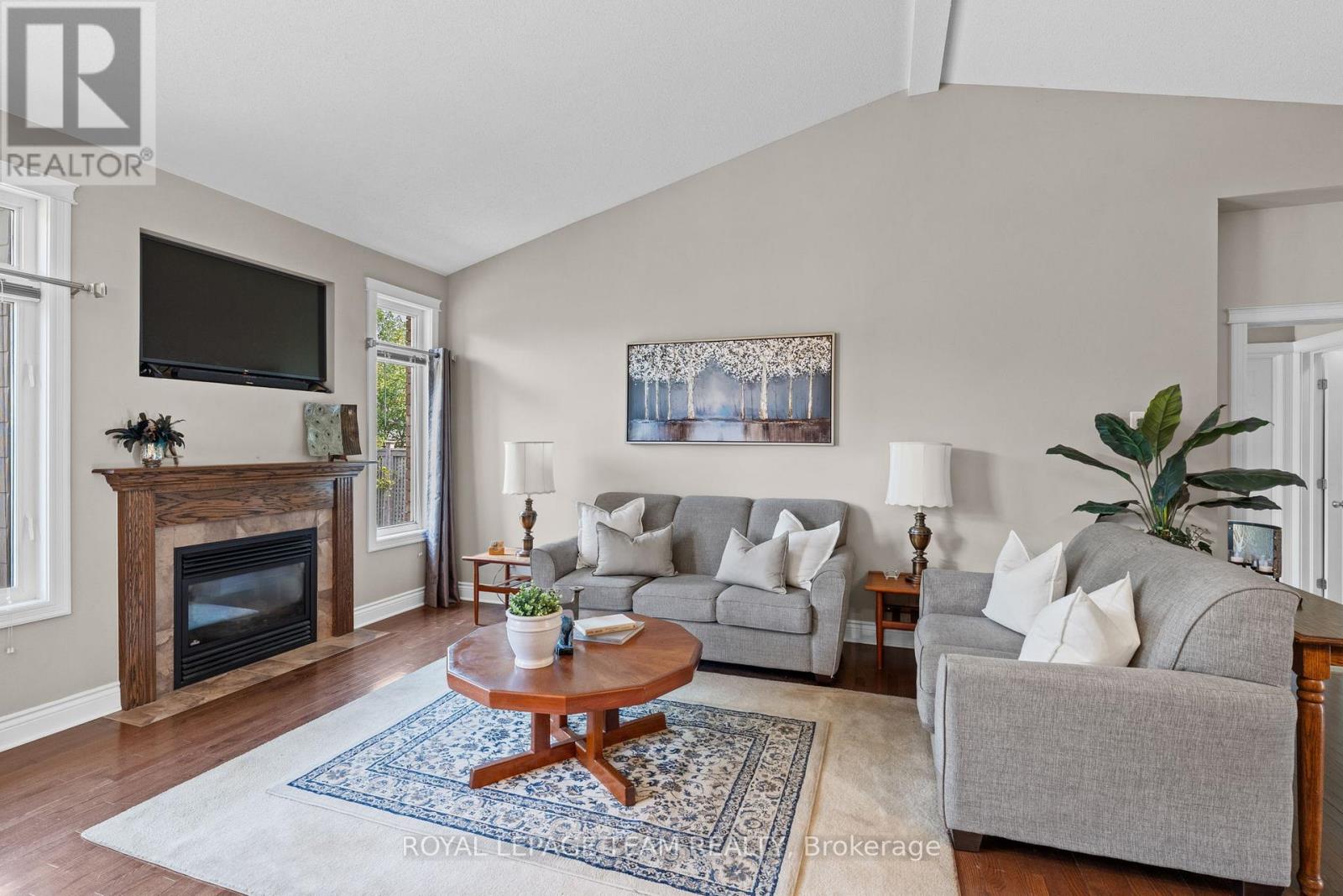 920 Burwash Landing Bay