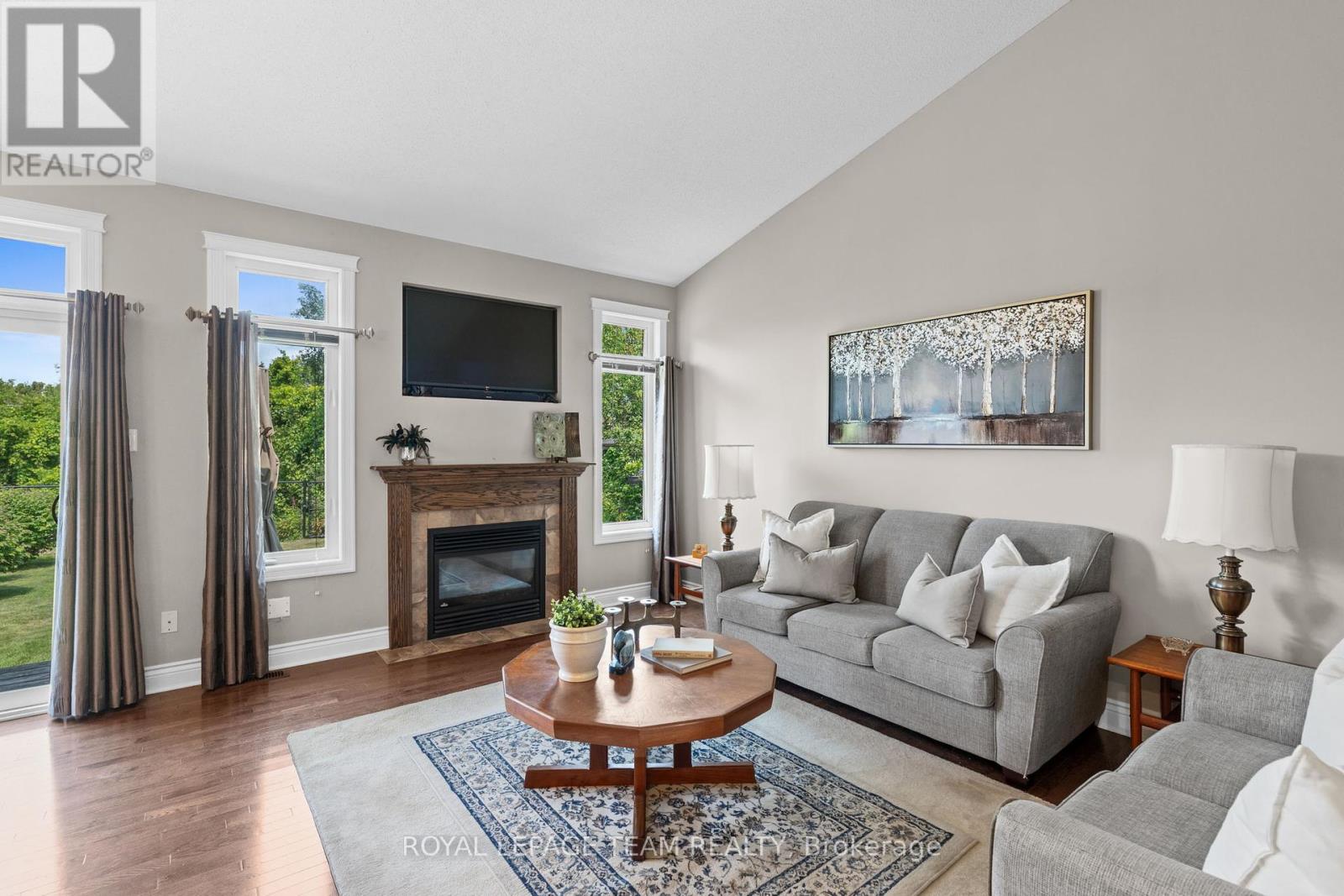 920 Burwash Landing Bay