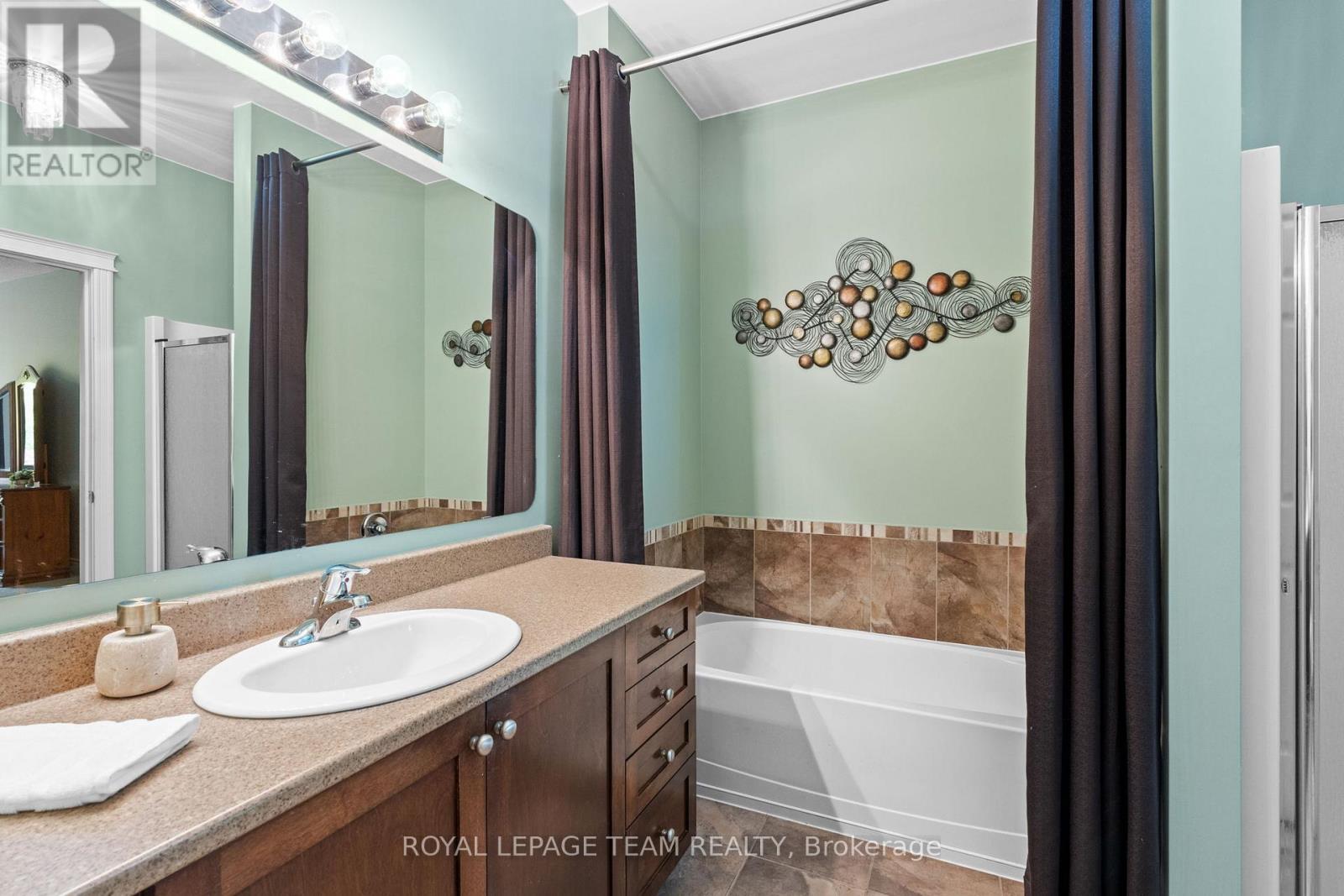 920 Burwash Landing Bay