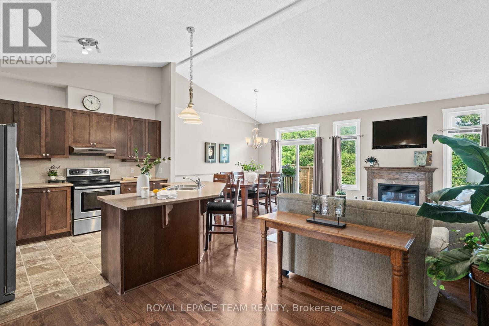920 Burwash Landing Bay