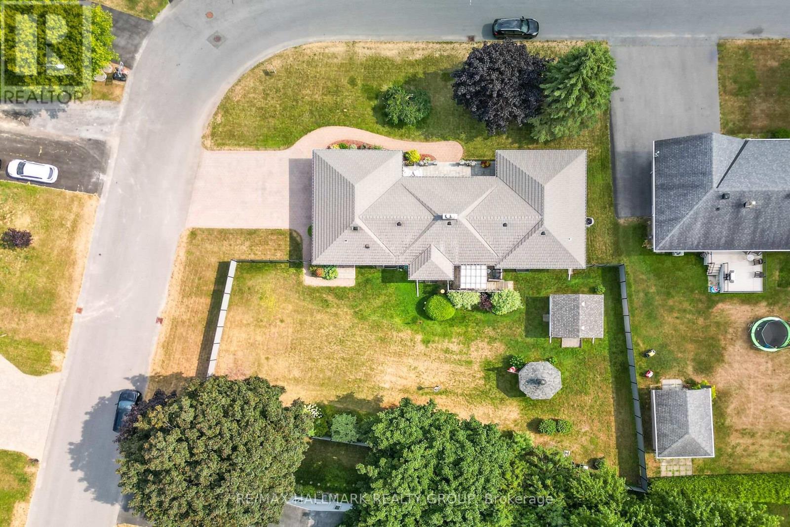 11 Lamadeleine Boulevard