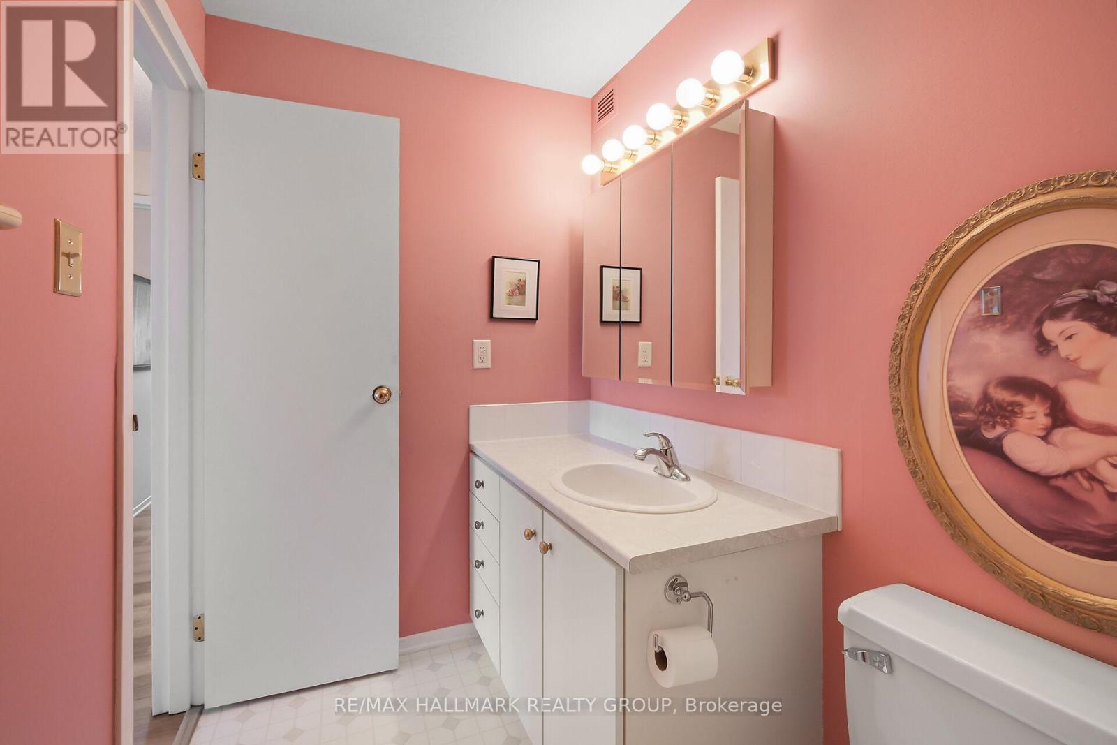 602 - 1081 Ambleside Drive
