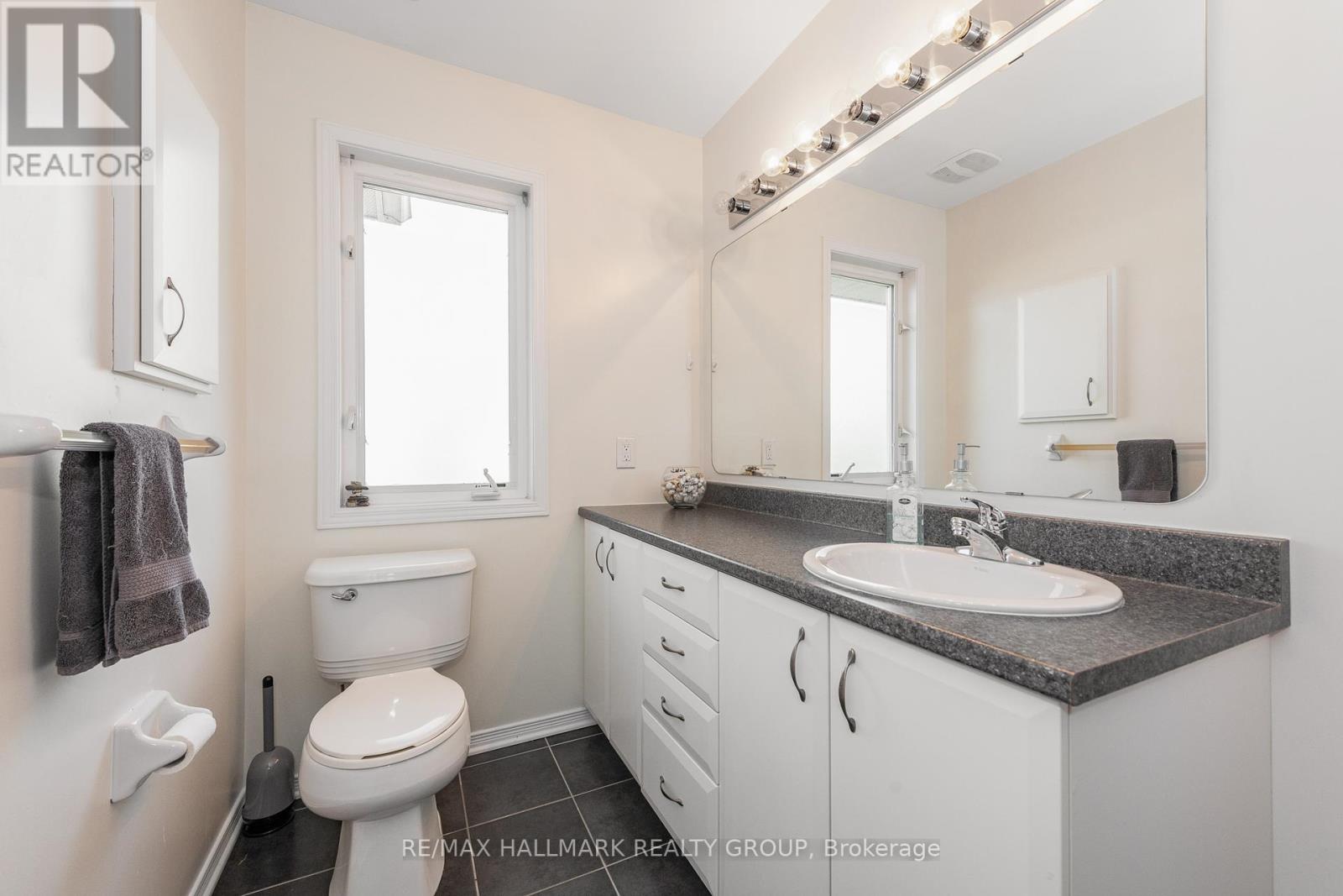 261 Parkrose Private
