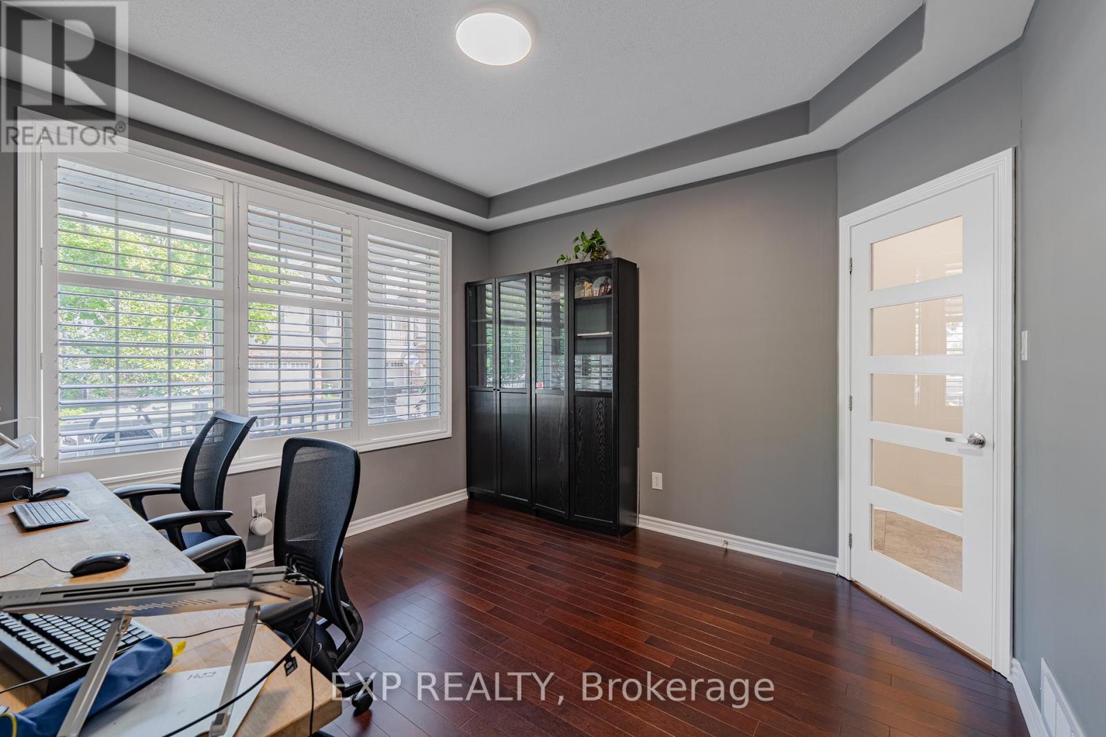 3308 Riverset Crescent