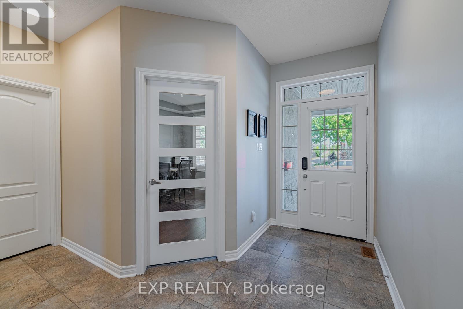 3308 Riverset Crescent
