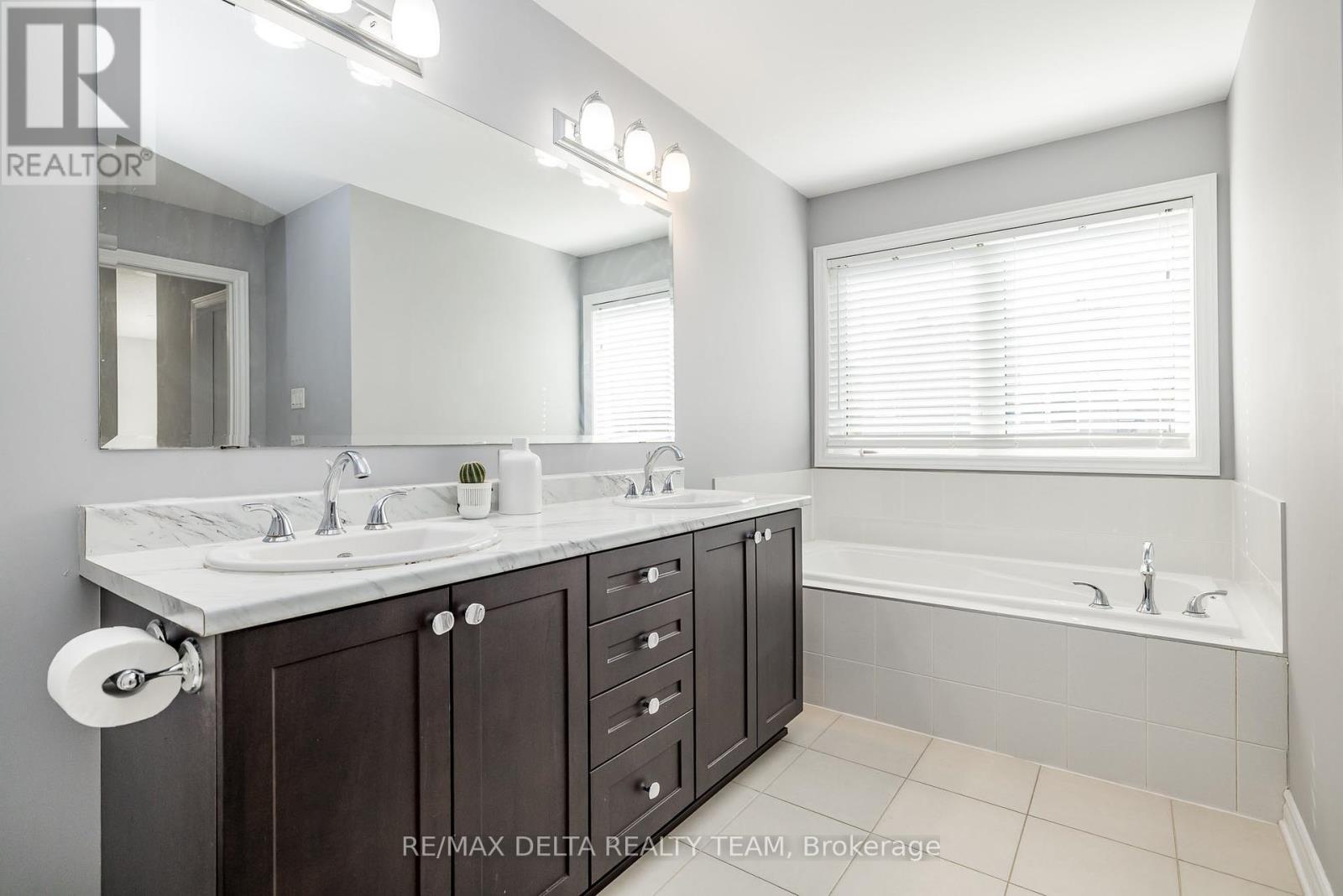 218 Enclave Walk