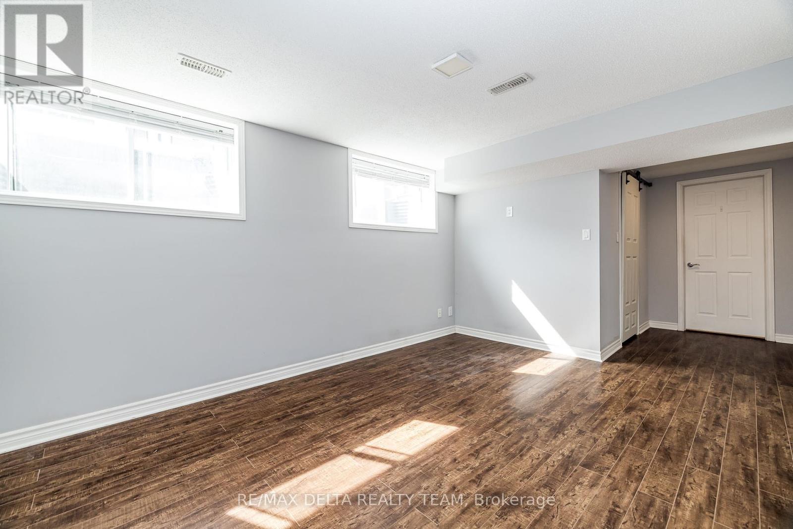 218 Enclave Walk