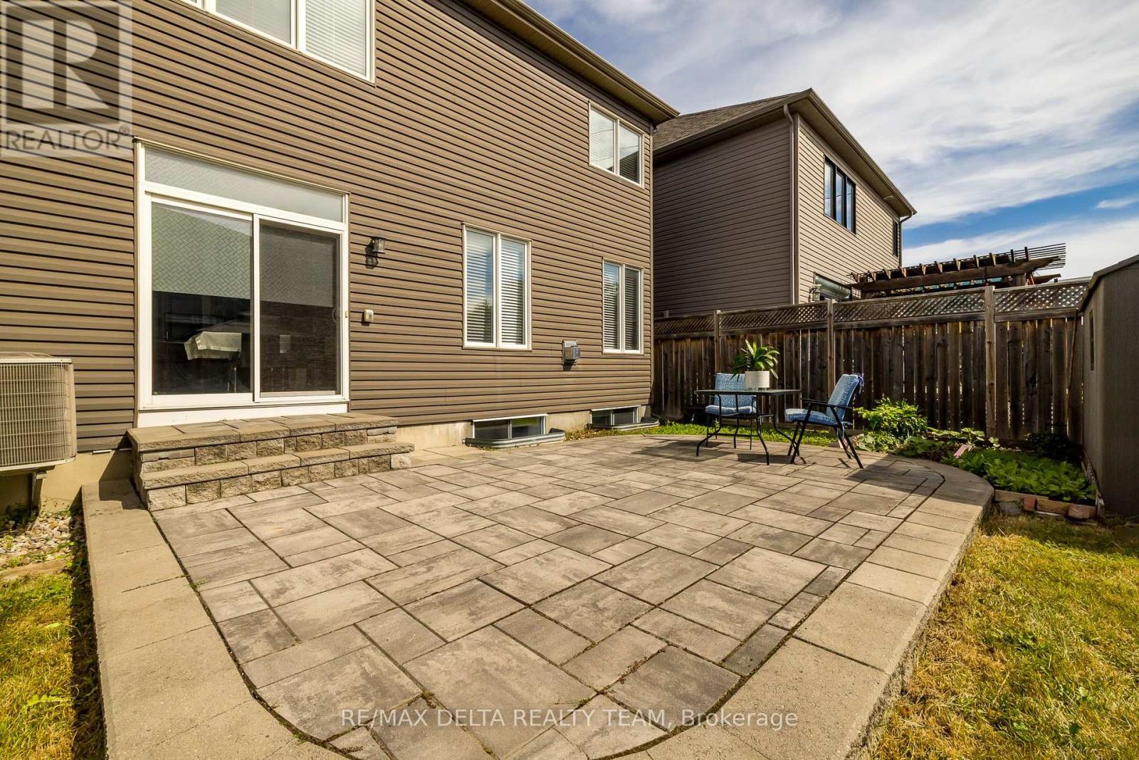 218 Enclave Walk