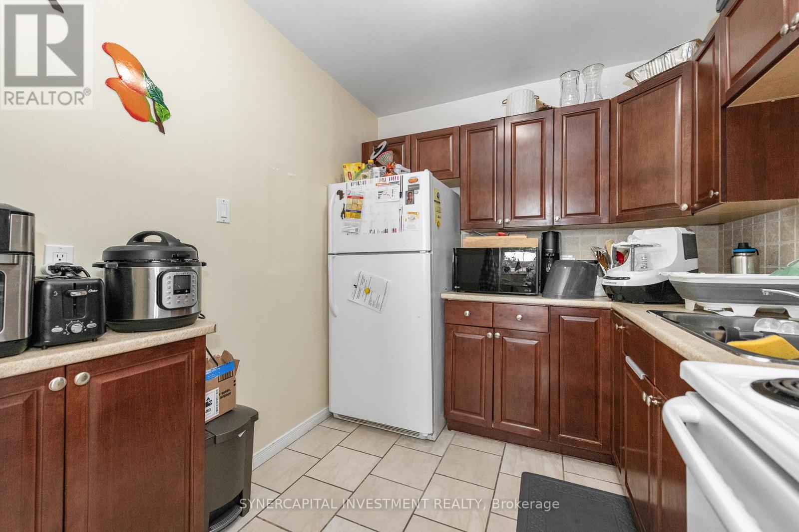 1202 - 2000 Jasmine Crescent