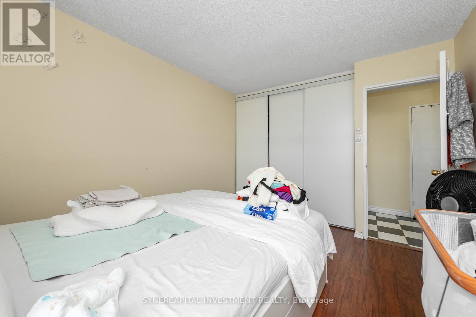 1202 - 2000 Jasmine Crescent