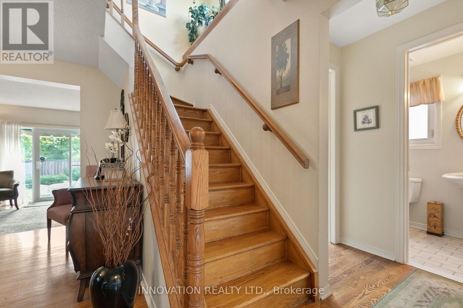 32 Framingham Crescent