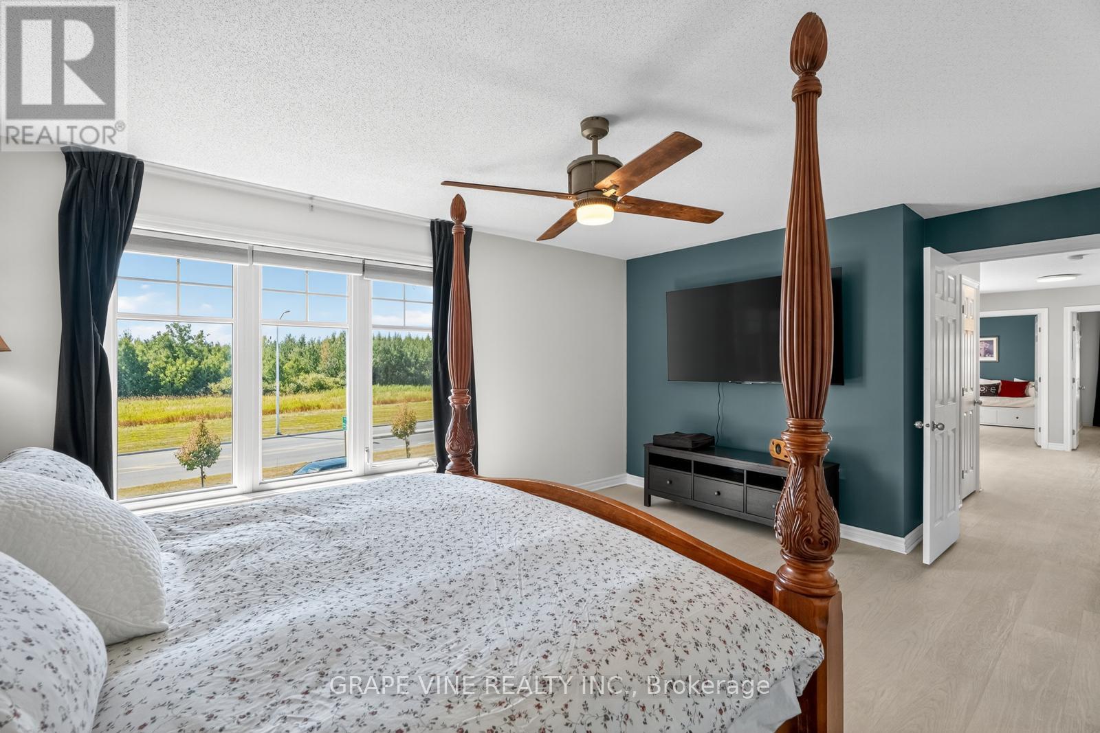 349 Grammond Circle