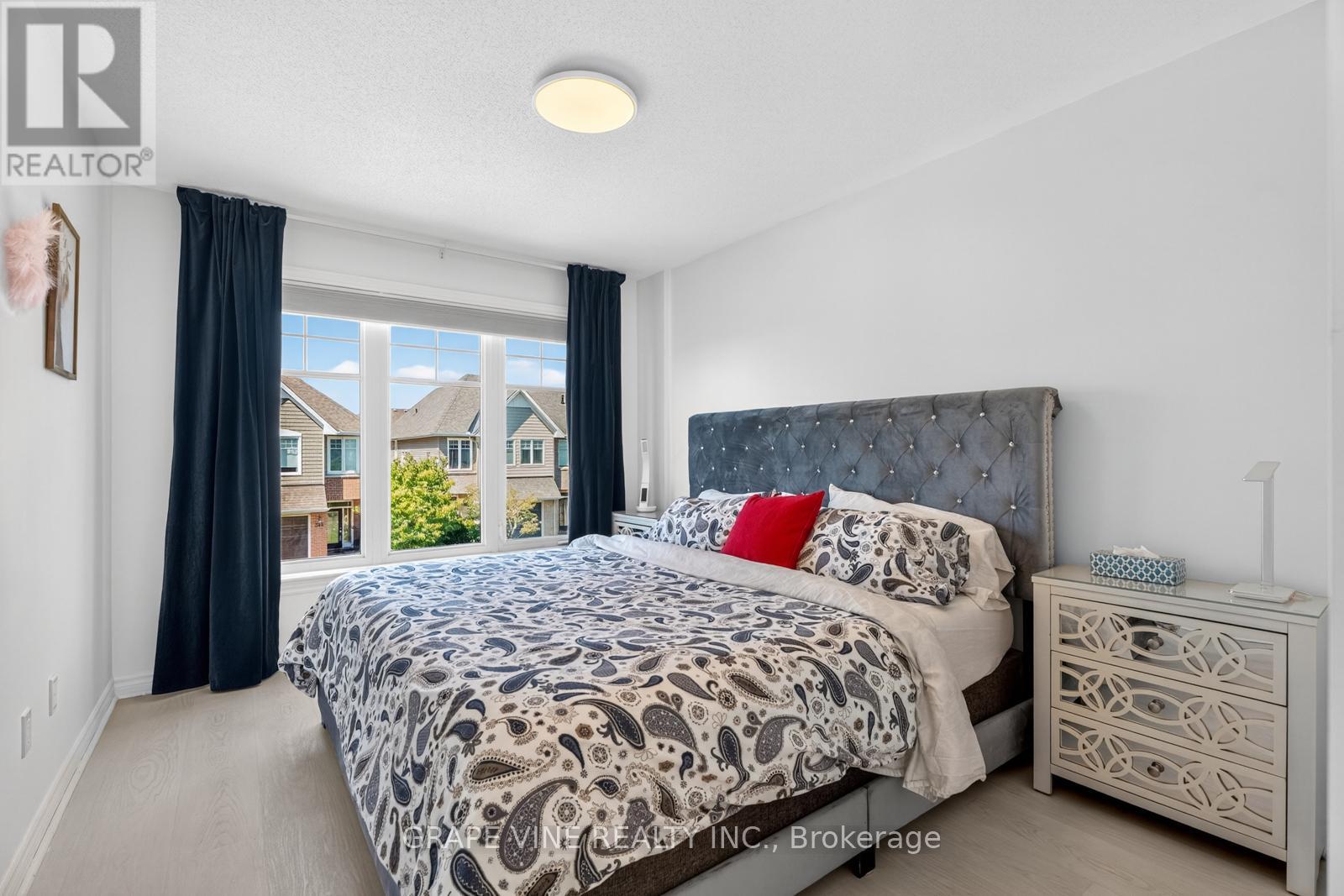 349 Grammond Circle