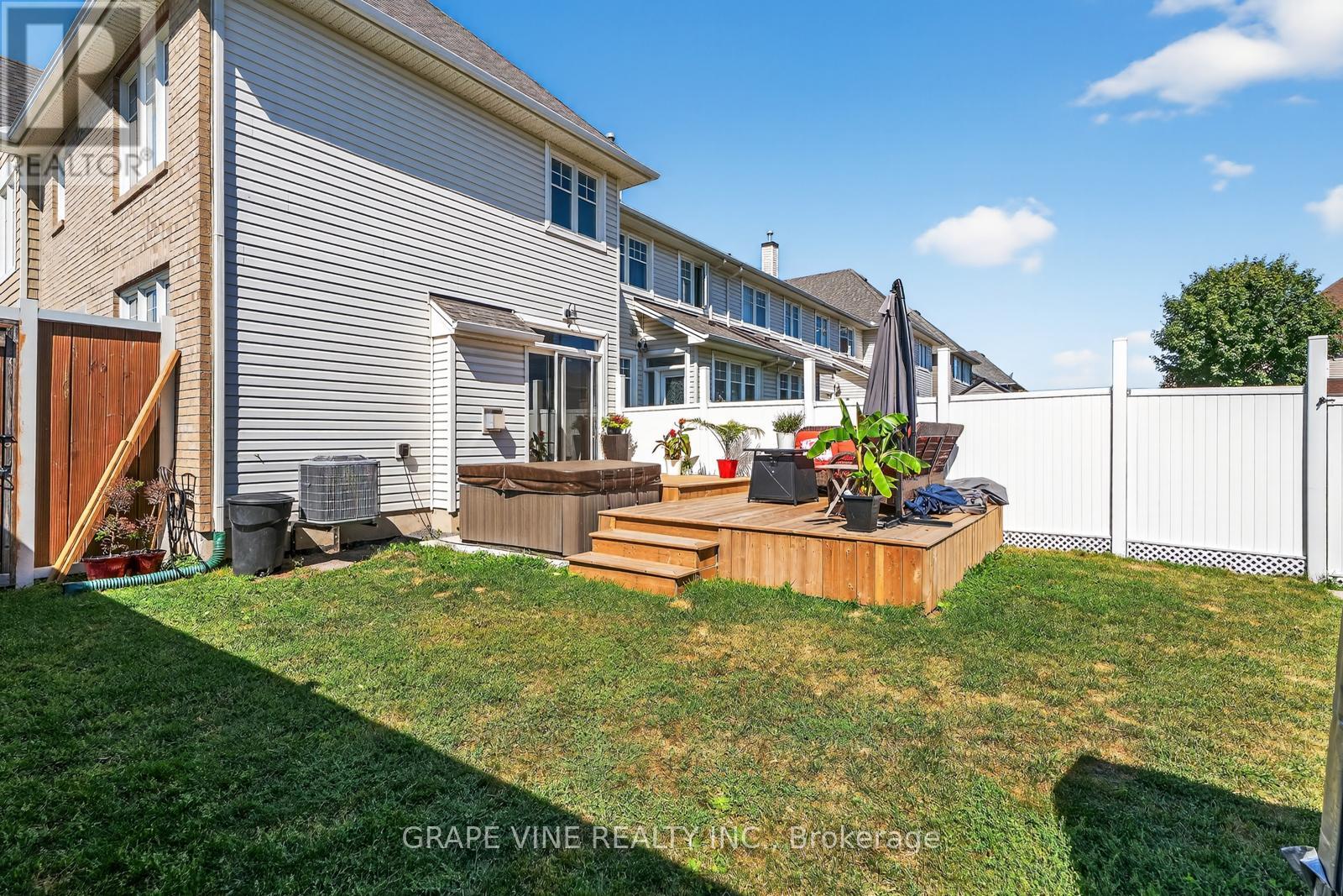 349 Grammond Circle