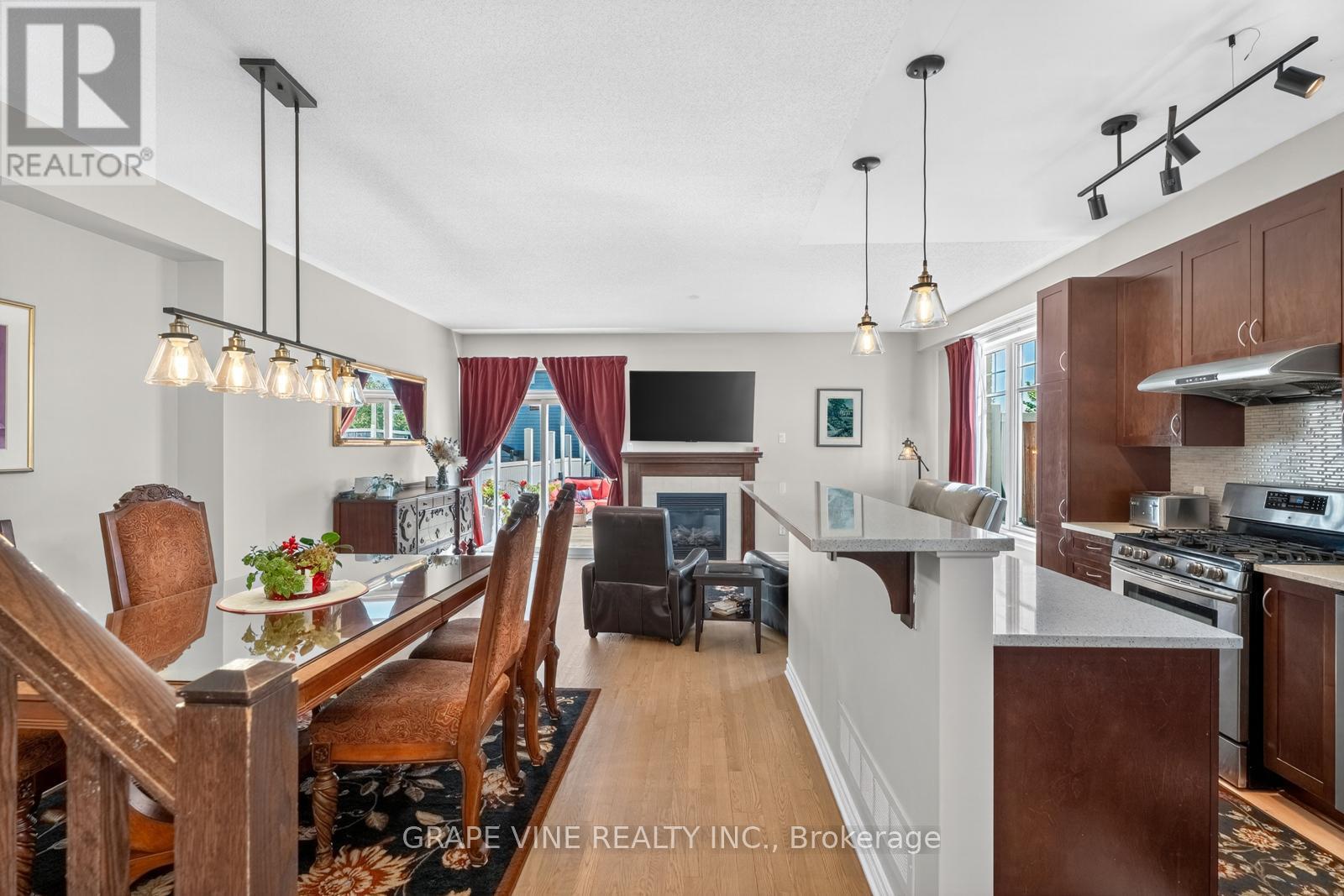 349 Grammond Circle