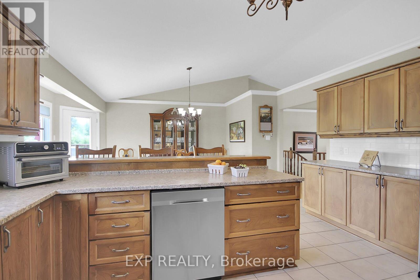 372 Stonehome Crescent