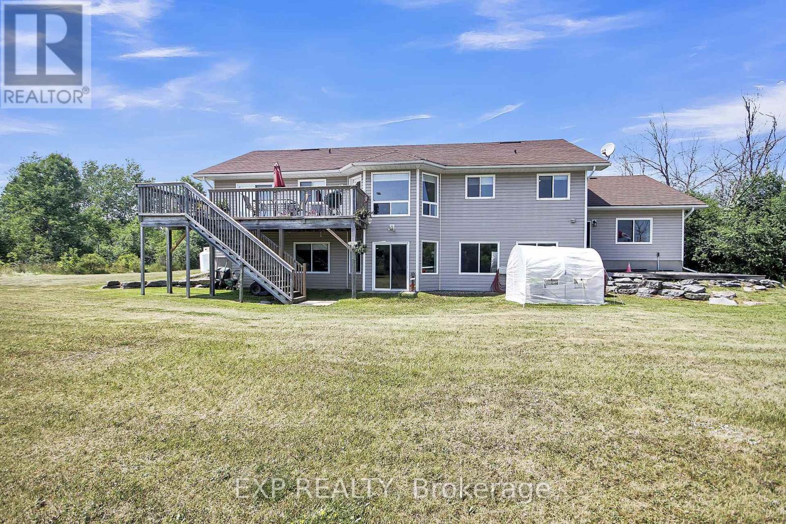 372 Stonehome Crescent