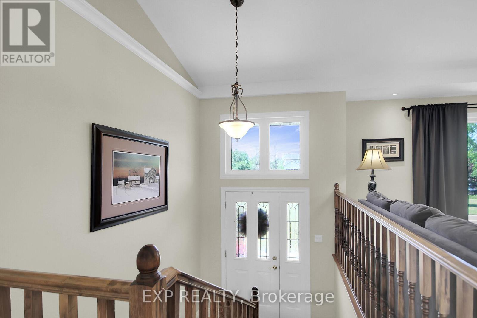372 Stonehome Crescent
