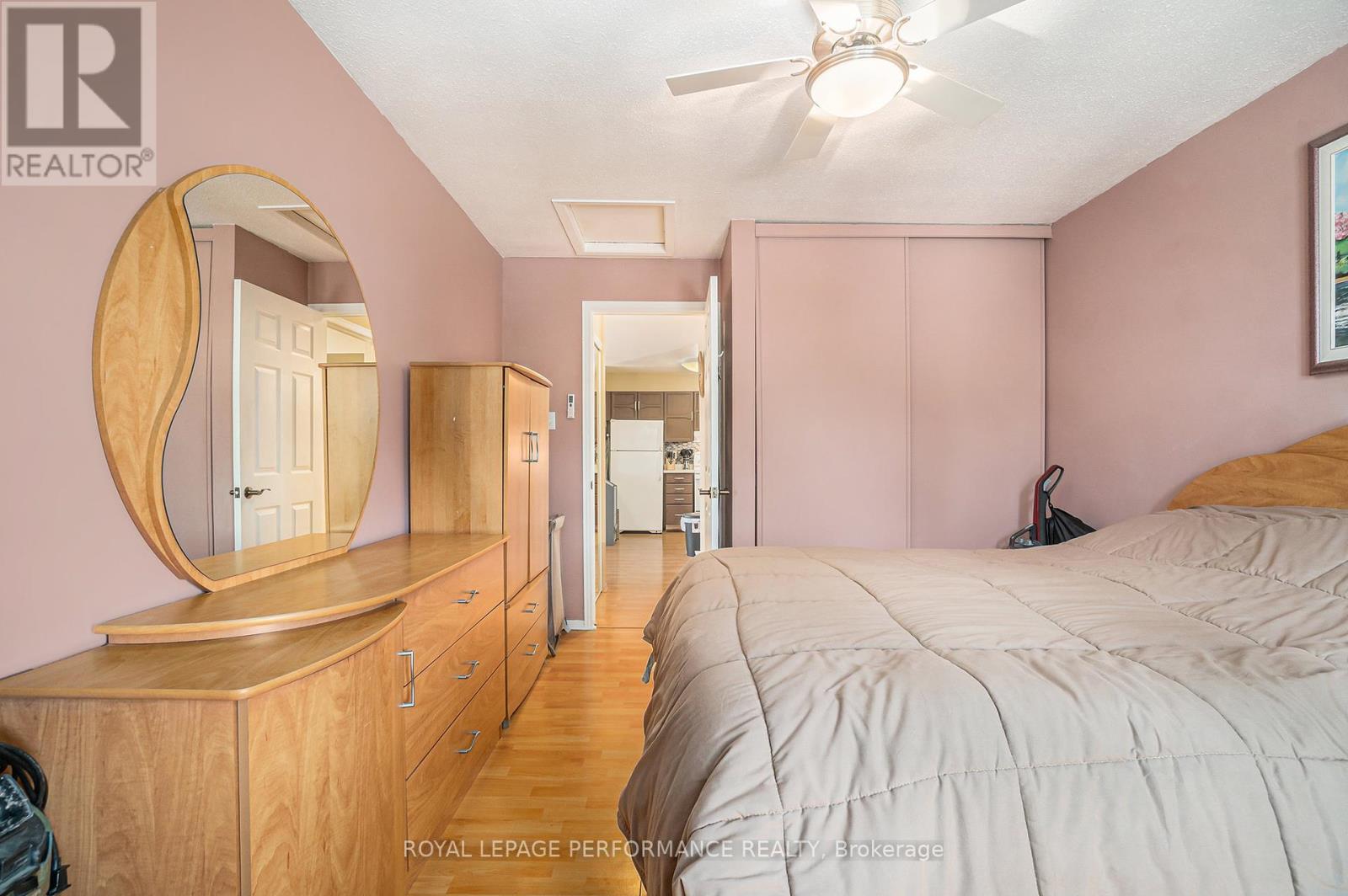 201 - 1765 Cabaret Lane