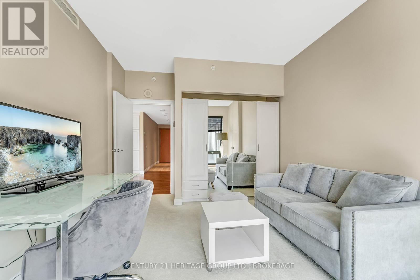 1103 - 90 George Street