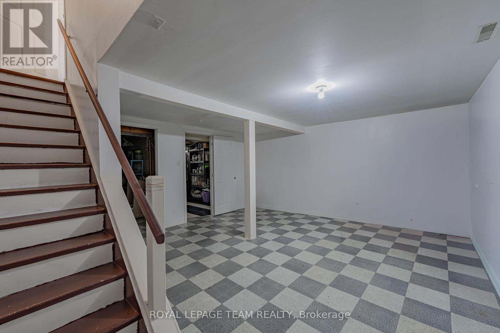 1461 Murdock Gate