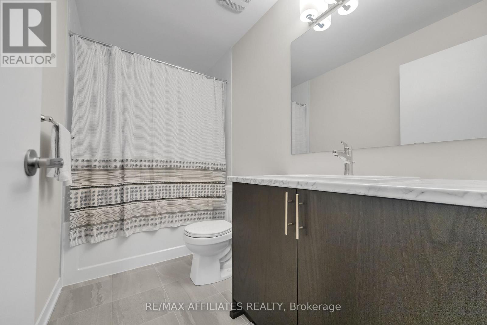 189 Beebalm Crescent