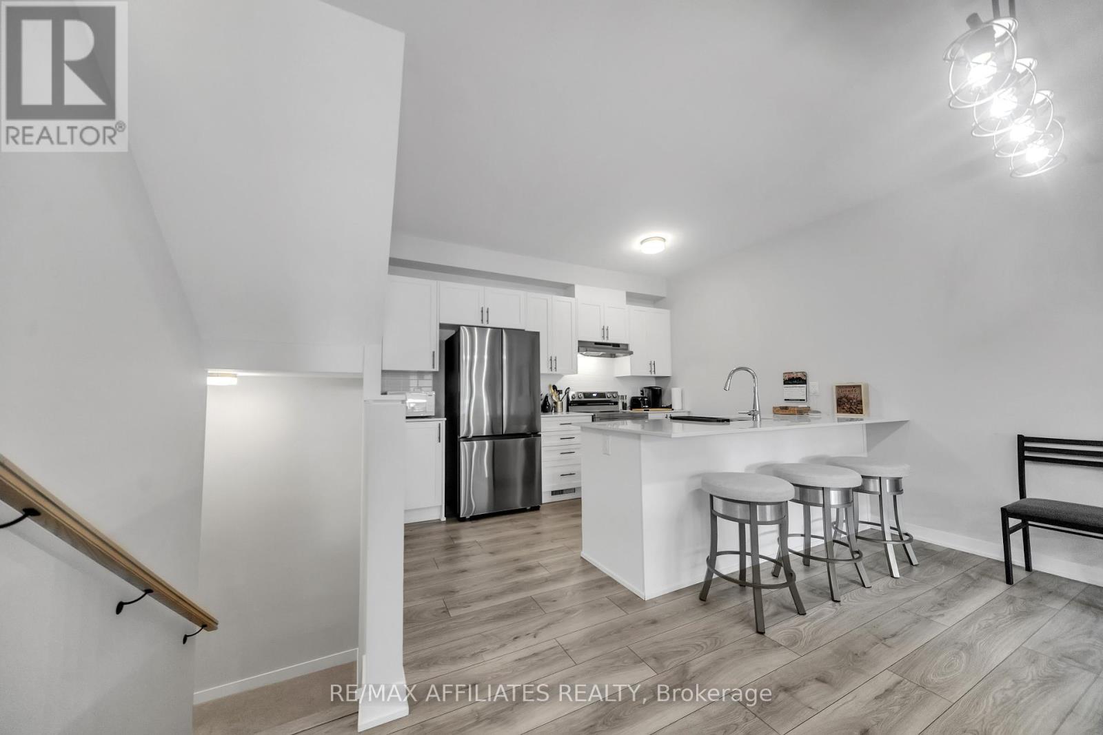 189 Beebalm Crescent