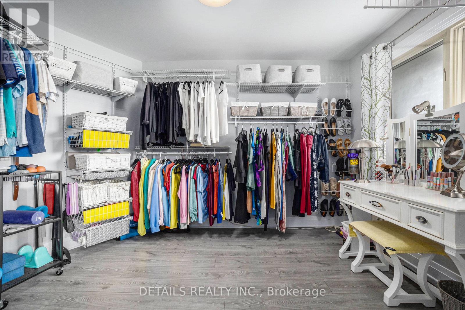 2215 Boyer Road